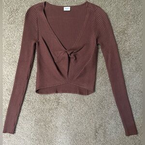 Abercrombie Twist Front cropped sweater top, size S, warm brown, EUC